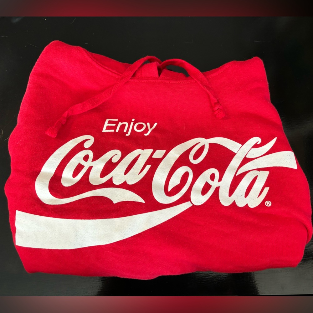 Coca-Cola Red Cropped Sweatshirt - Picture 7 of 7